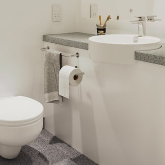 Classic En Suite - Image 3